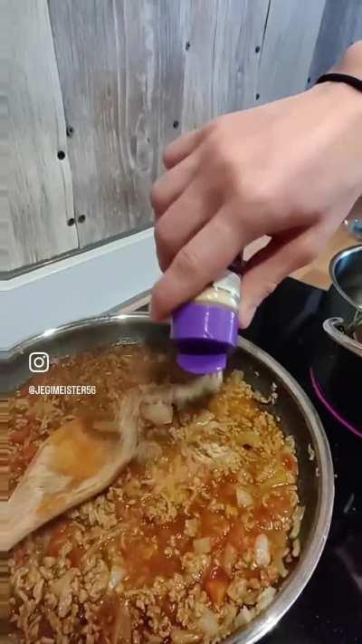 Jägermeister Bolognese. Or: How to offend Germans and Italians