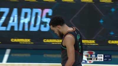 [Highlight] Tyus Jones with the fastbreak assist to Kispert to give him his 10th assist of the night and his 2nd career Triple-Double - 13 points, 10 Rebounds, 10 Assists. His first in Wizards' uniform.