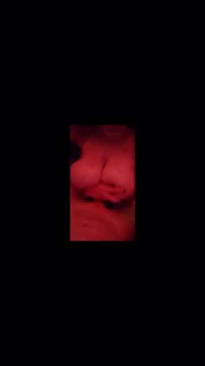 Lady dimitrescu titty fuck😩👅🥴