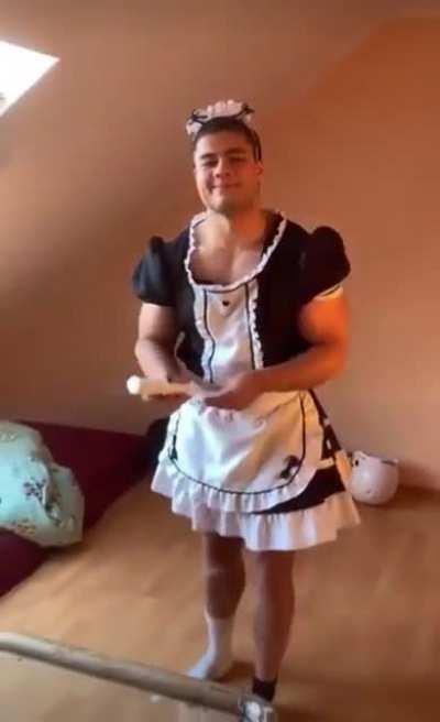 I’m not gay but😏