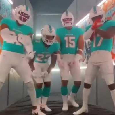 Welcome to the future 🐬 ☝