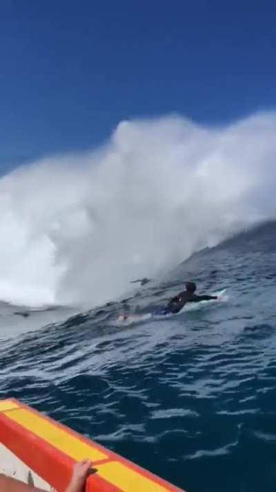 Teahupoo, French Polynesia. On fire!!