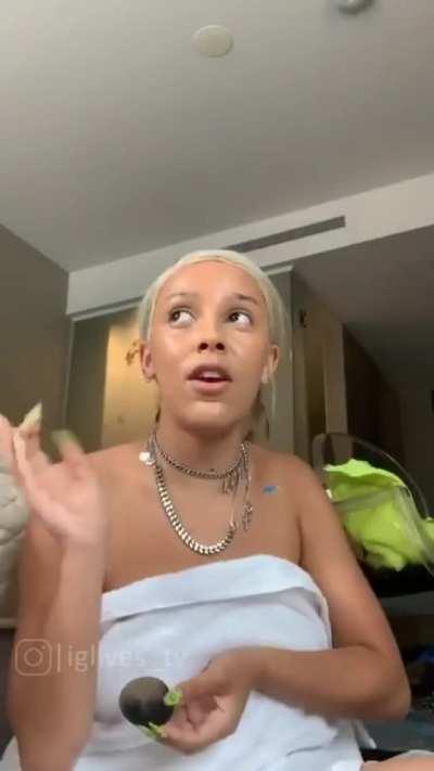 Doja moaning in a towel