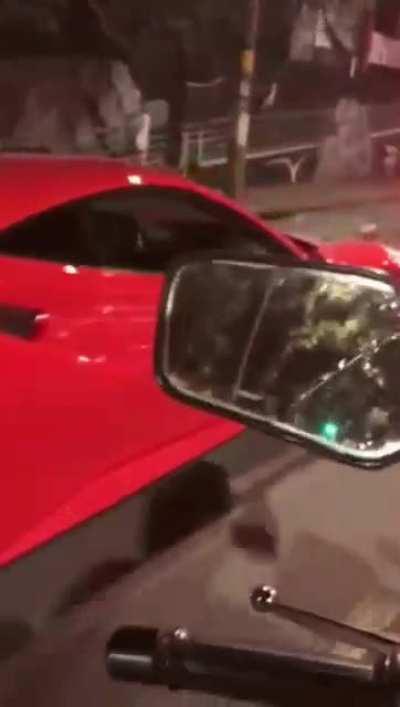 ahh e pra isso que serve uma Ferrari?