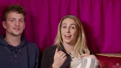 Iris Enthoven slikt makkelijk sperma (Interview Spuiten en Slikken)