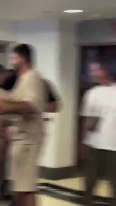 Former UFC heavyweight champion Andrei Arlovski gets into a scuffle with a bunch of streamers.