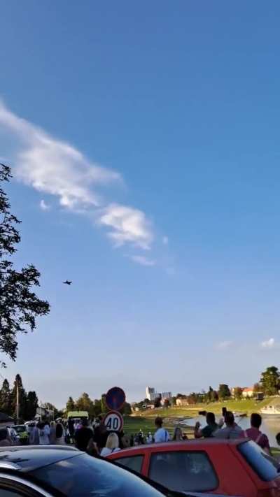 Another video of Croatian Dassault Rafale at Kupa Aeroshow in Sisak, Croatia