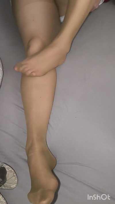 Love the way pantyhose feel on me