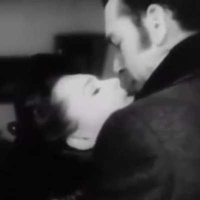 Old Hollywood bloopers, 1930-39