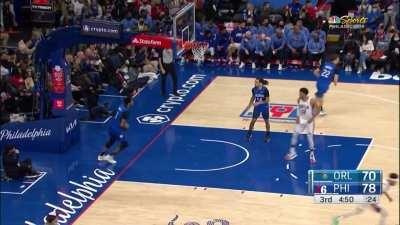 [Highlight] JoJo channels his inner Dirk for the tough one legged fade over RLo