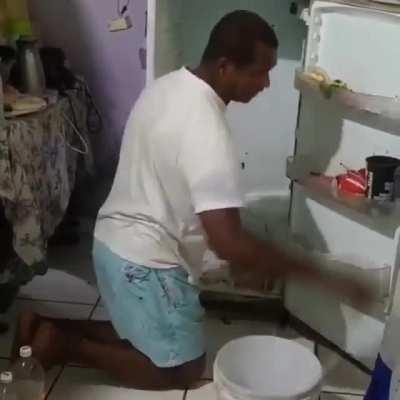 Lavando a jcjsbsjsnsksmzbkc