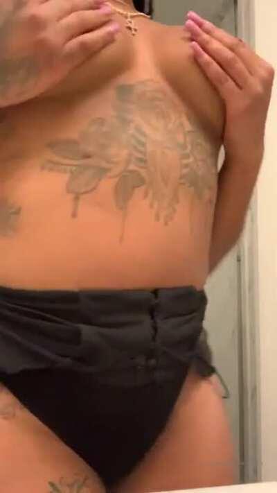 @officialmizztwerksum ig live & onlyfans