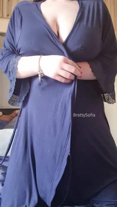 Hoping I can convince you to fuck me