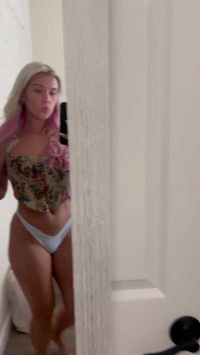 What tiktok girls do behind closed doors