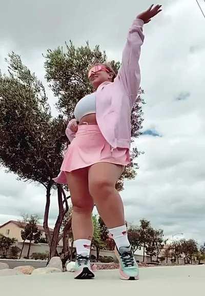 Practicing her “Bob’s Big Boy” pose 😅