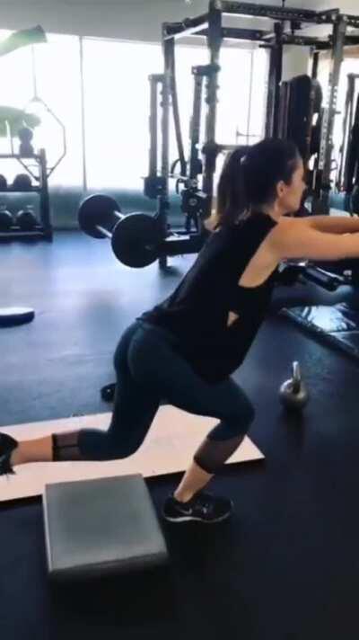 Must be tough being Minka Kelly’s trainer and staying professional...