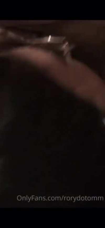 I know she ain’t that cute in the face, but this dude don’t deserve her 😭 🍤