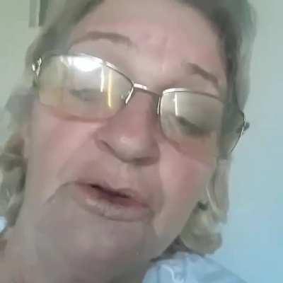 Vontade de come uma velha vagabunda dessas