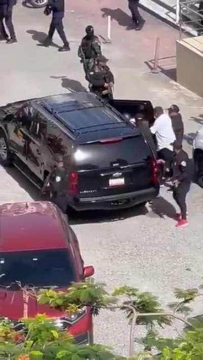 Momento del arresto de Miguel Cruz 