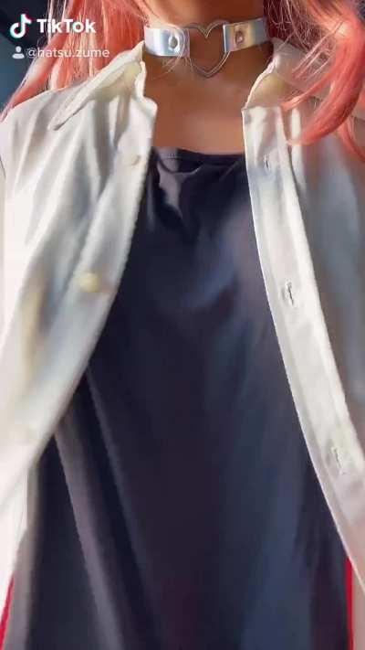 She's a super freak 🎶