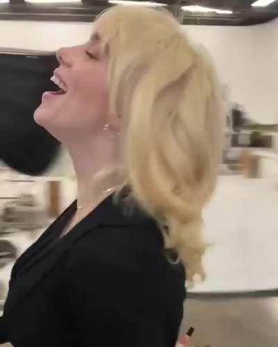 Billie Eilish's tits look even bigger now that she lost some weight