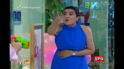 This 10/10 scene popped up on my Youtube today