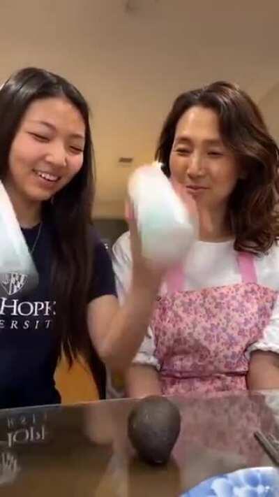 Ахалай-махалай авокадо исчезай!