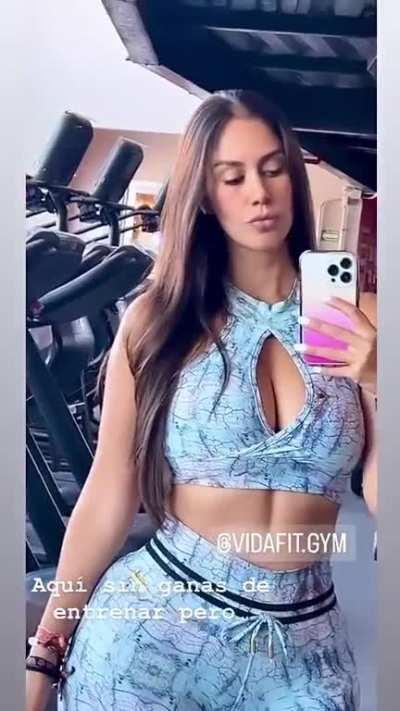 SofiaYuness - Video #6733