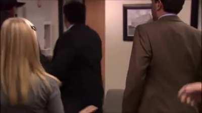 No longer AAA 😳 Fitch downgrades US debt rating. Flight to safe assets.