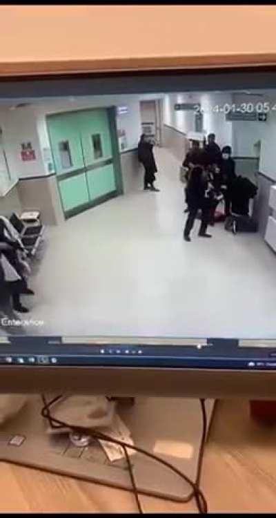 Undercover IDF special operators infiltrate West Bank hospital and assassinate three senior HAMAS terrorists sheltering inside. Unreal