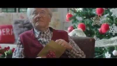 Cursed Ad 🤦🏾‍♂️