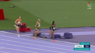 [NBC] The finish to the Women's 4X400M Relay