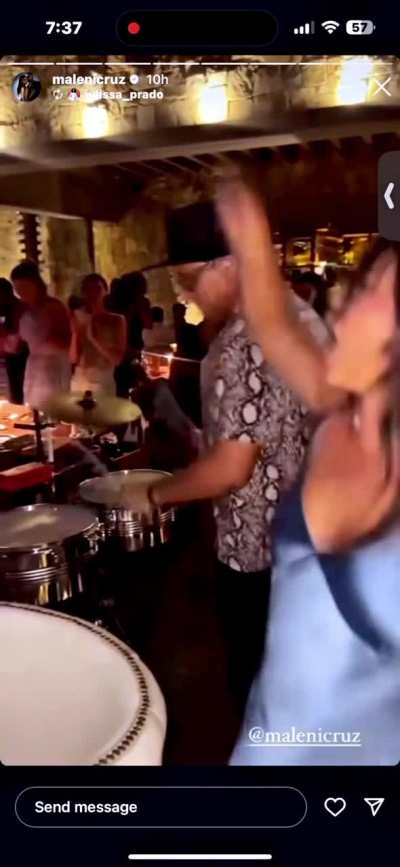 Got em bouncing in that dress