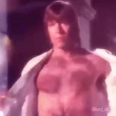 Такого кина нам не нужно)