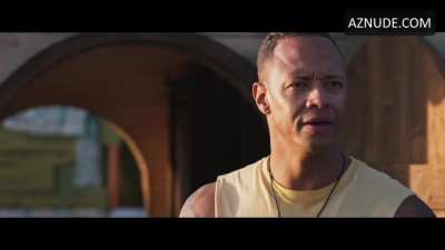 Tania Raymonde - Deep Blue Sea 3 (2020)