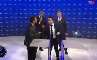 Abro debate: manito blandita, ¿es de garca?