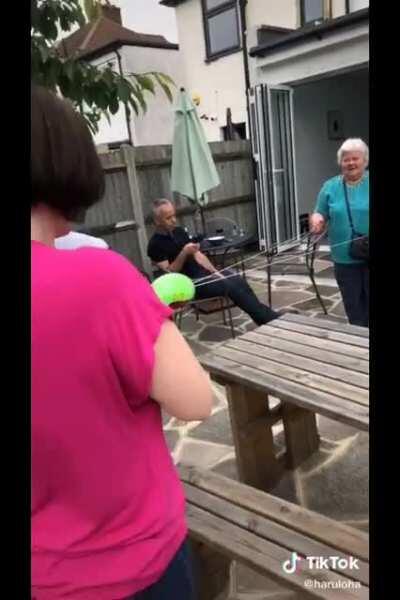 Put yir hands together