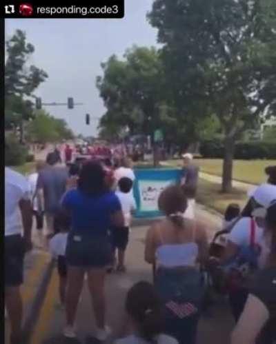 Gunshots can be heard in this video from today's mass shooting at a July 4th festival in Illinois where at least 6 people were killed and 24 injured. The perpetrator is at large.