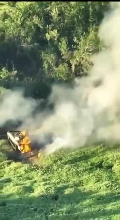 Extended video of russian armored vehicle hits a mine near Bakhmut, 1 crew member survives [AUDIO REMOVED]