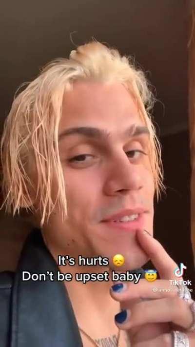 The red sea has left many wayward travelers with HIVs 😛😛