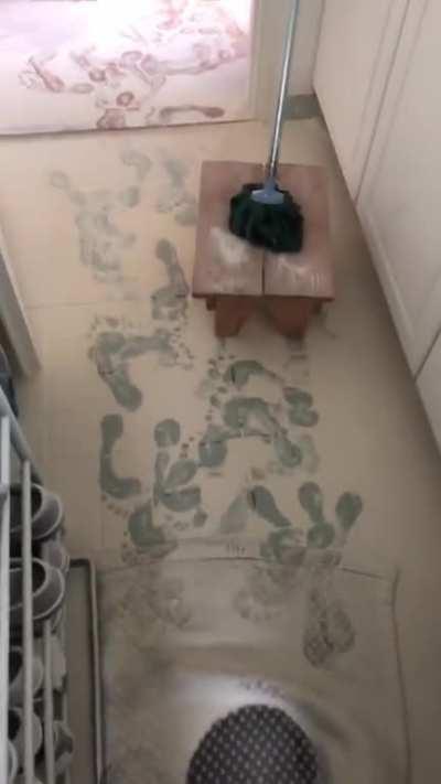 an old fire extinguisher malfunctioned after my dad found it..