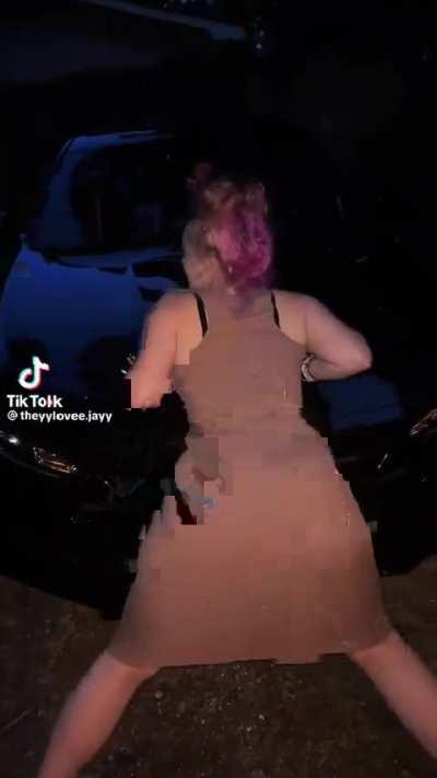 Them Pawgs can shake it🤤🍑