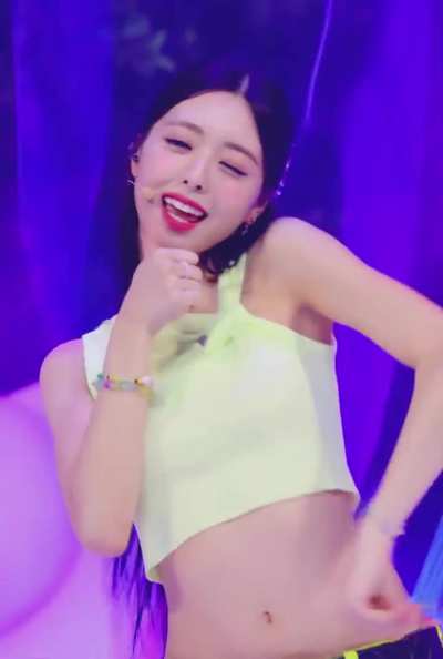Yuna and her mouth-watering shaking tits 🍒👀🥵🔥