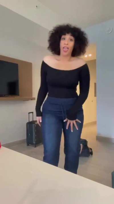 Von Decarlo(Stand-Up Comic)