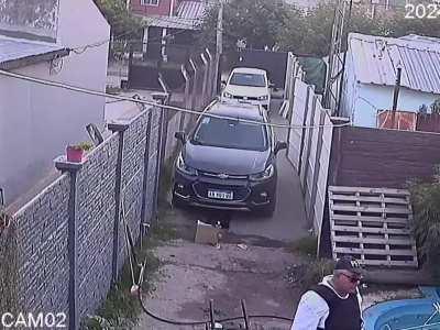 Paso del Rey: Polichorros simularon un allanamiento y el dueño de la casa los recibió a los tiros