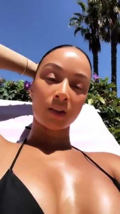 Bikini Body on Point I