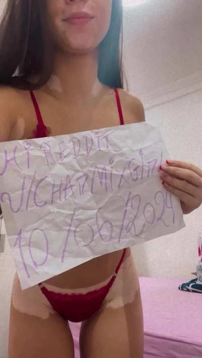 My verification here on reddit to prove that I'm real 🥰🥰