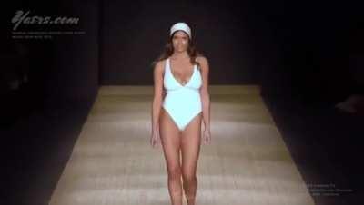 Lauren Searle bouncy on runway