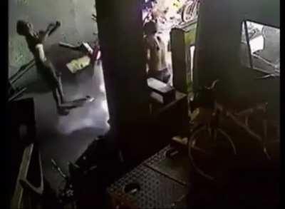 Wcgw over filling trucks tire.