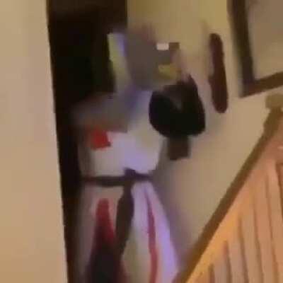 Noooo te juro ke no volvere a buscar viejas chichonas en el cel de mi mama 😭😭😭😭